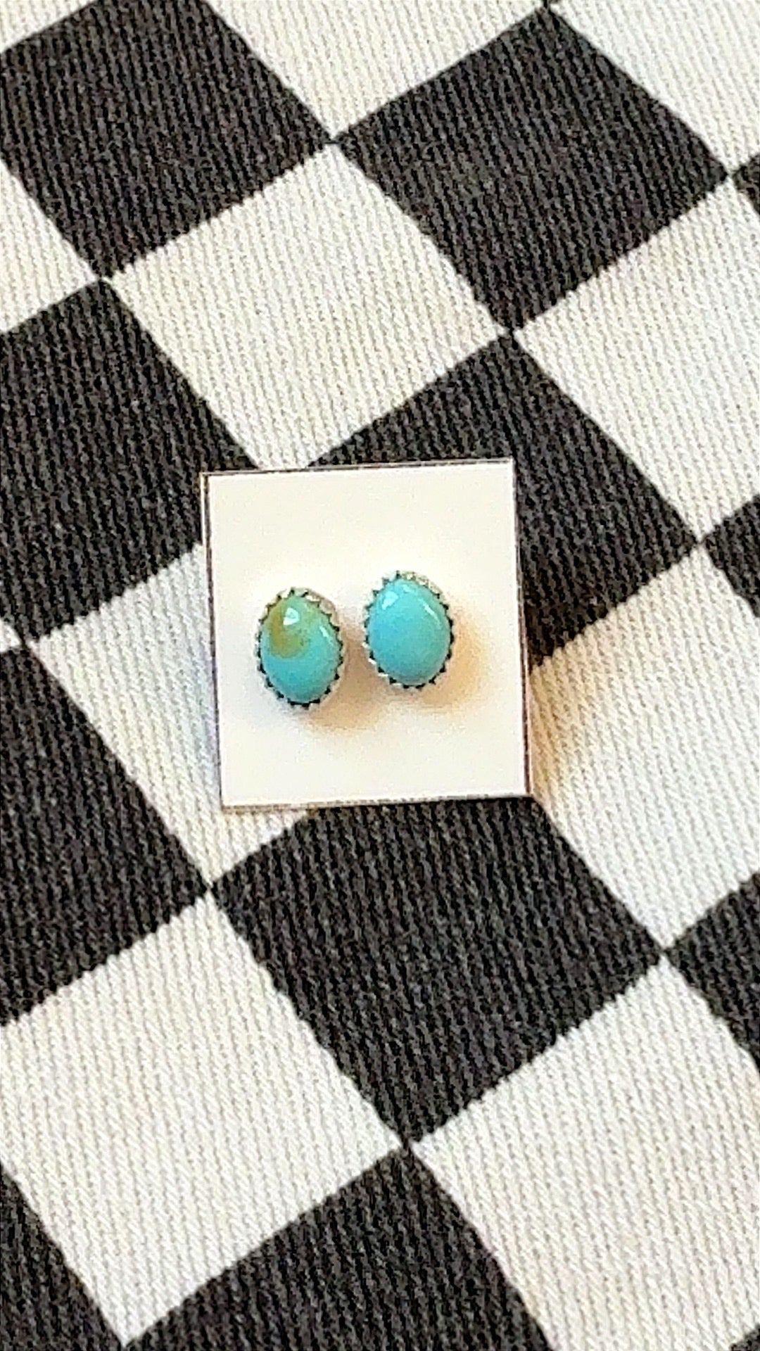 The outlaw mini Kingman studs