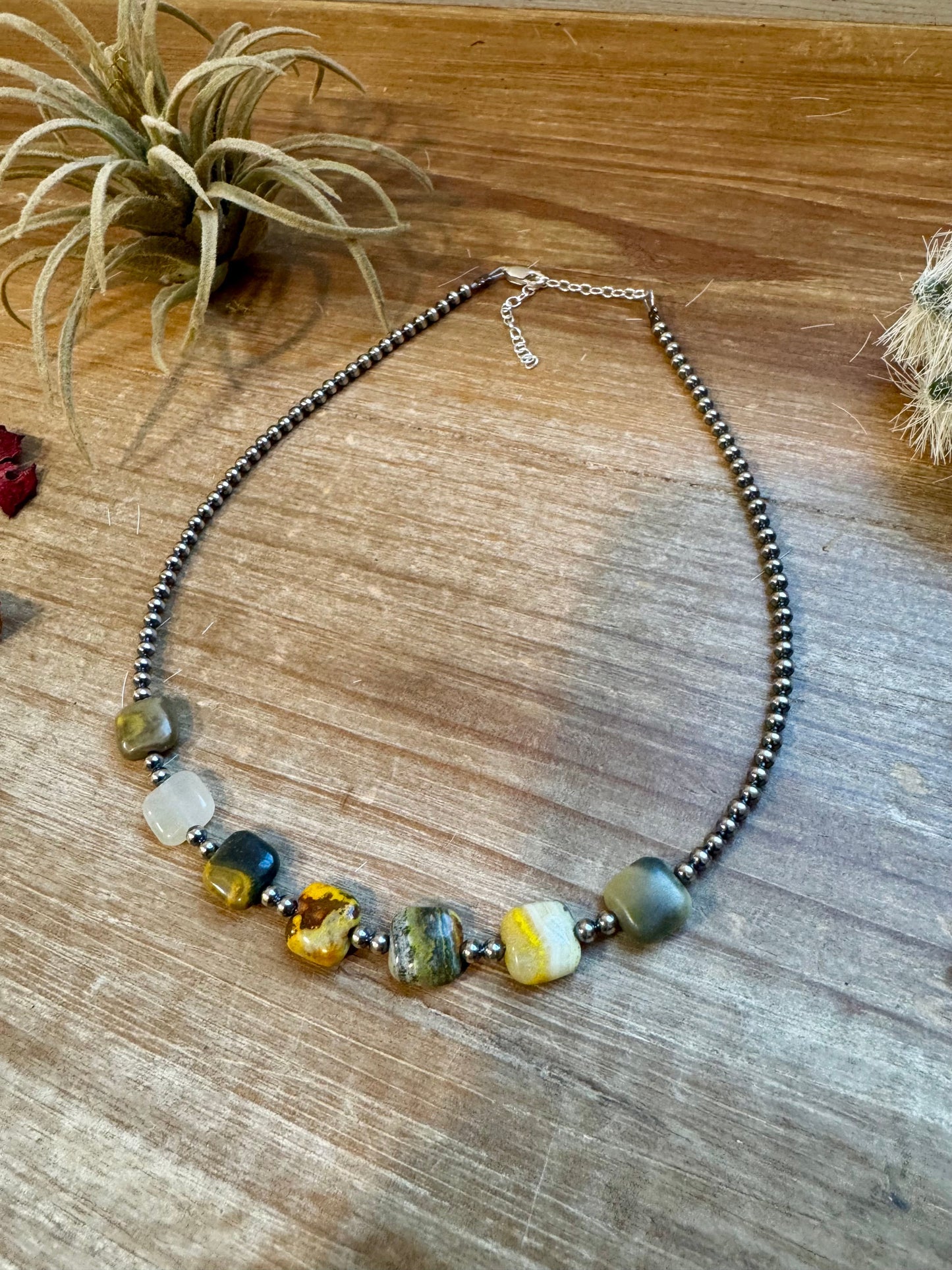 14 inch 3 mm sterling silver pearls choker - with bumblebees beads