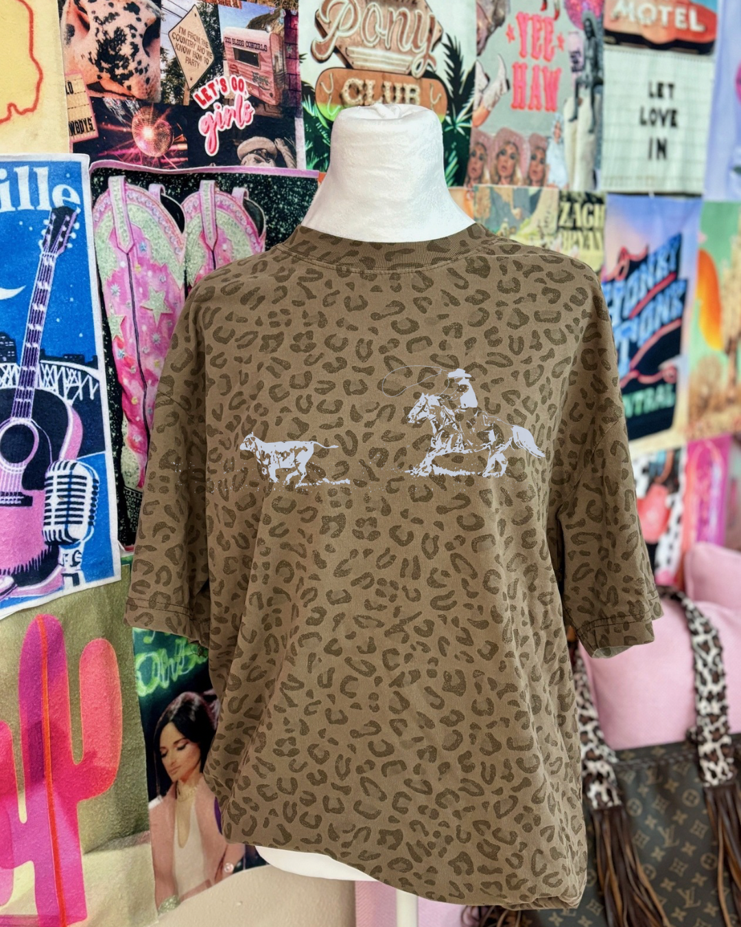 Rope em cheetah T-shirt