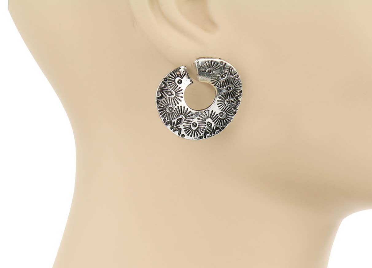 Western Textured Curved Stud Earrings: Style 1