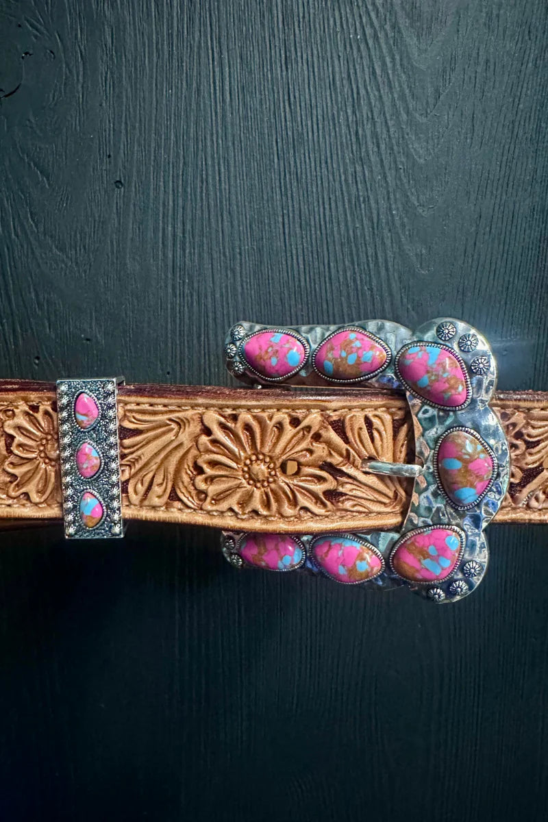 The pink lady buckle set
