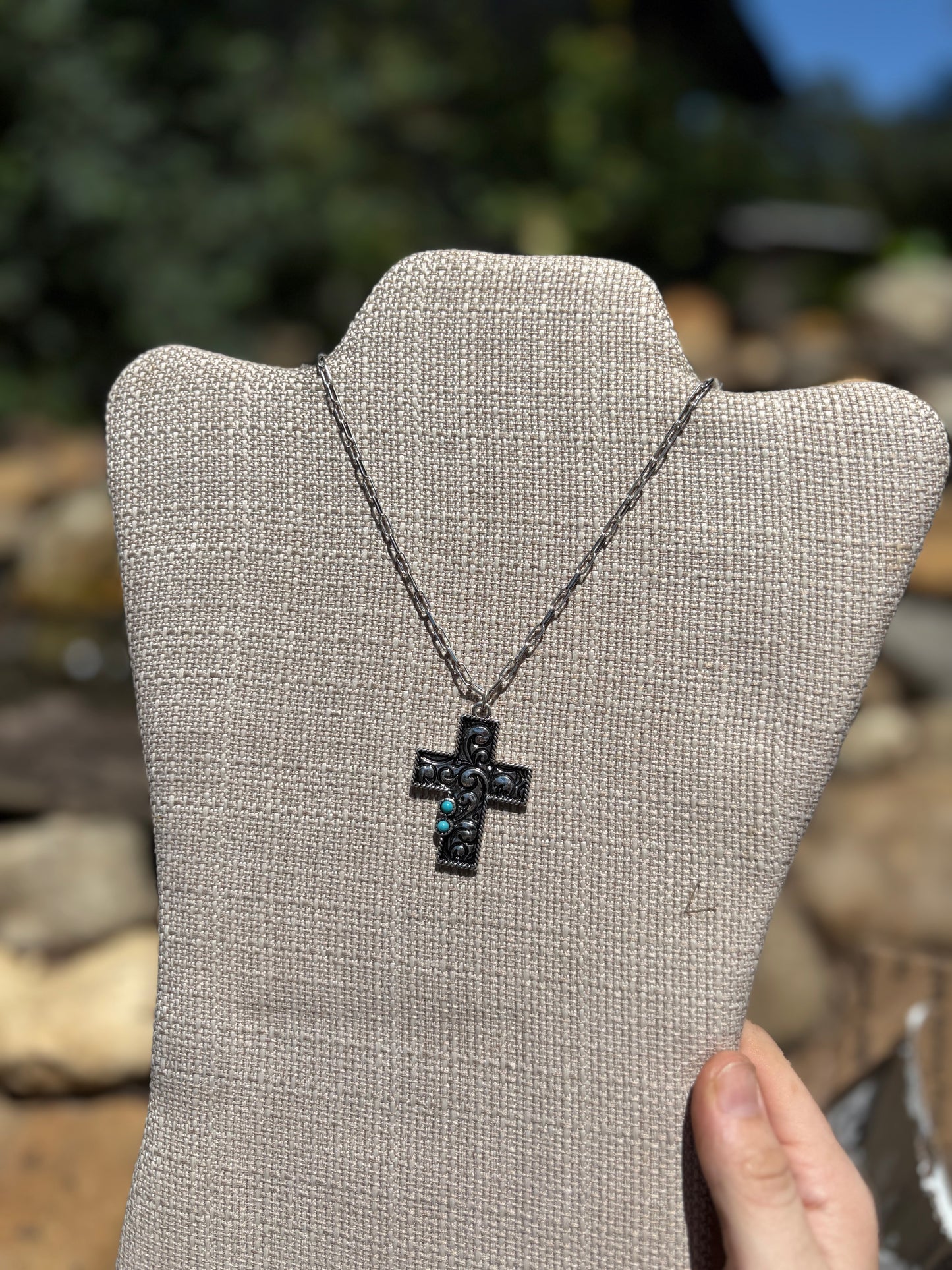 Turquoise and silver cross engraved necklace