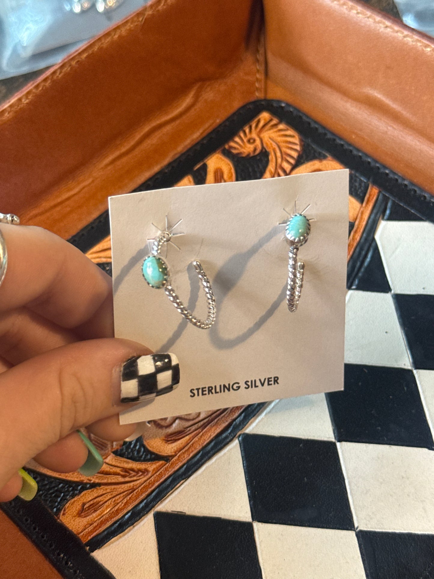Kingman twisted rope hoops