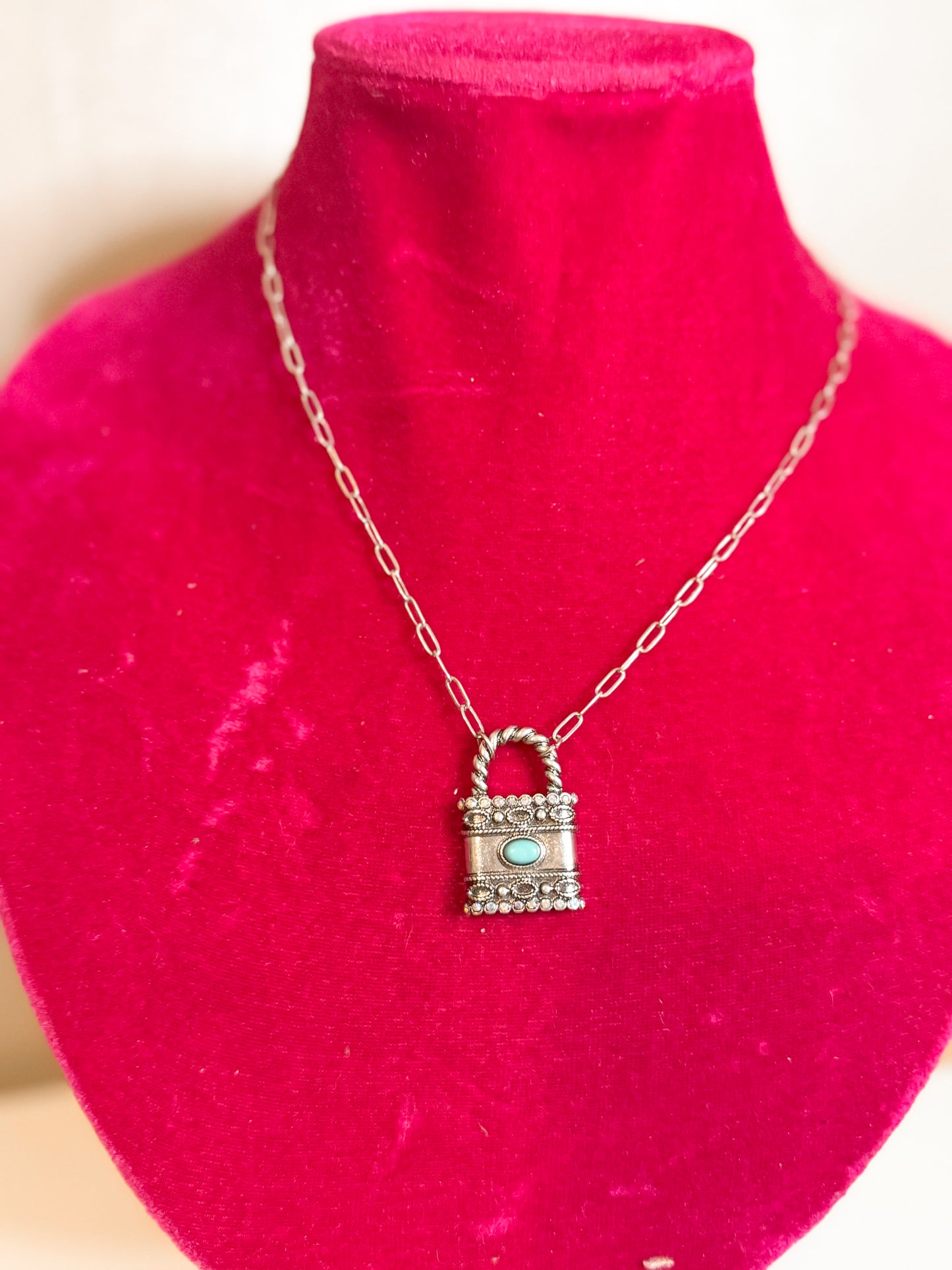 Turquoise lock necklace