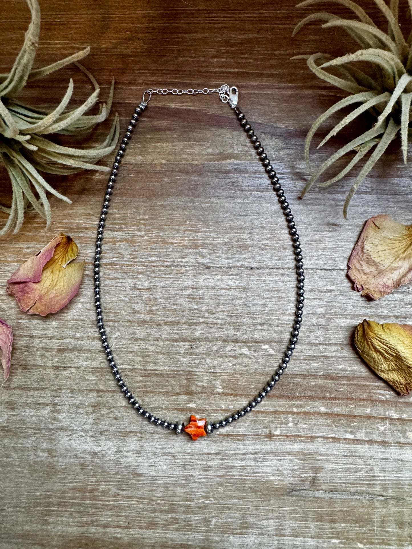 14-Inch Choker with Spiny Oyster Star – Sterling Silver Pearls