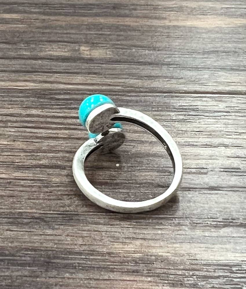 8mm Round Turquoise, Brass Adjustable Rings