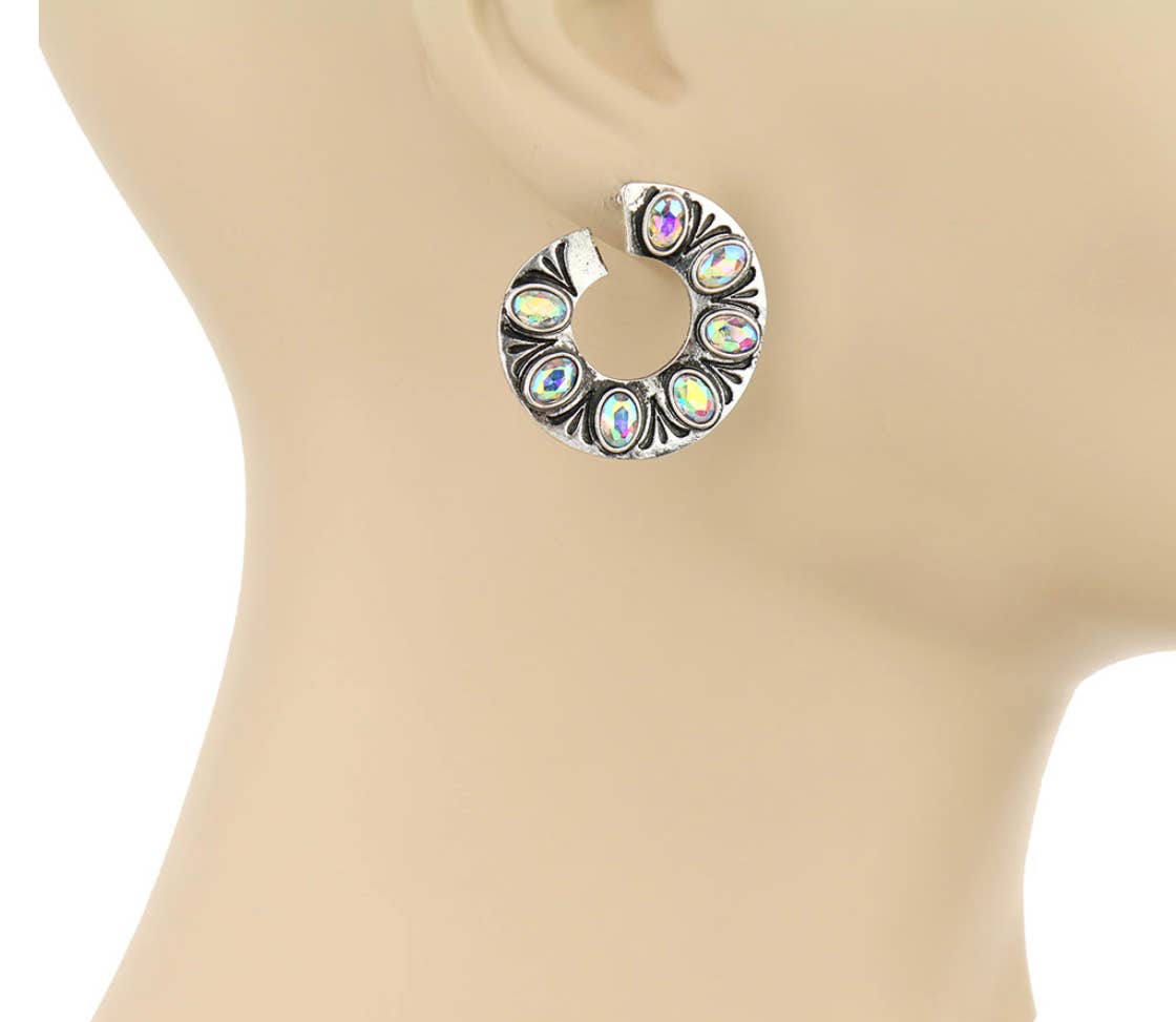 Western Textured Curved Stud Earrings: PINK