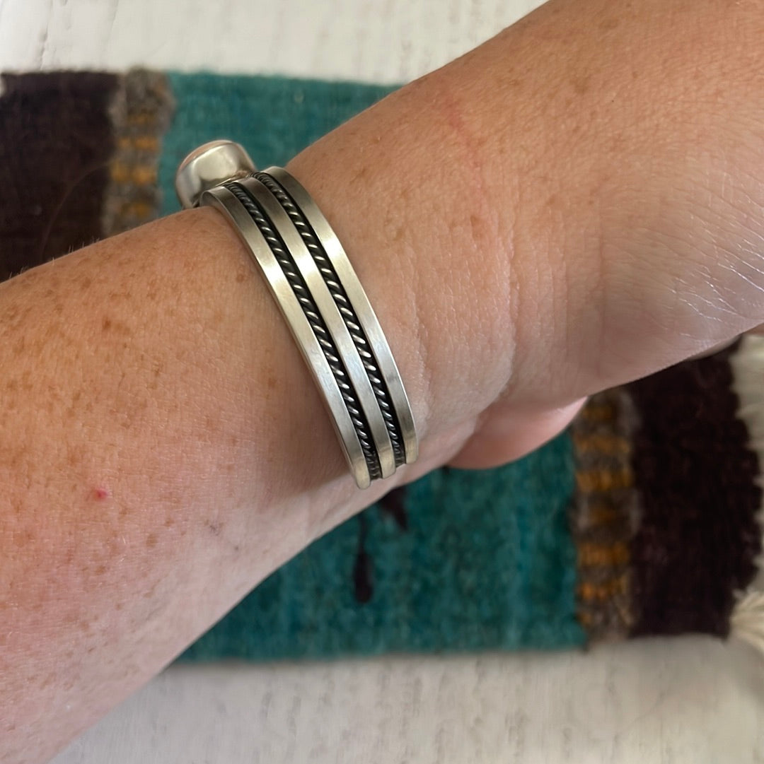 Navajo Pink Conch & Sterling Silver Adjustable Oval Cuff Bracelet Signed Tahe