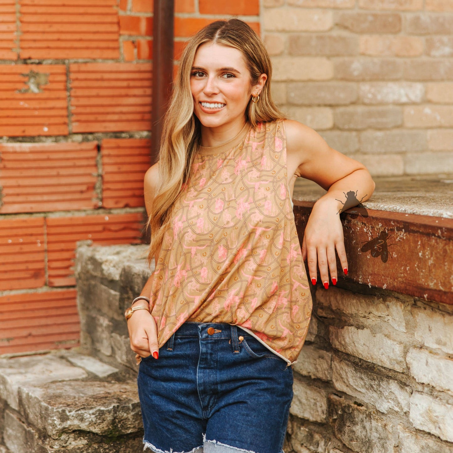 RODEO TRAILS TANK