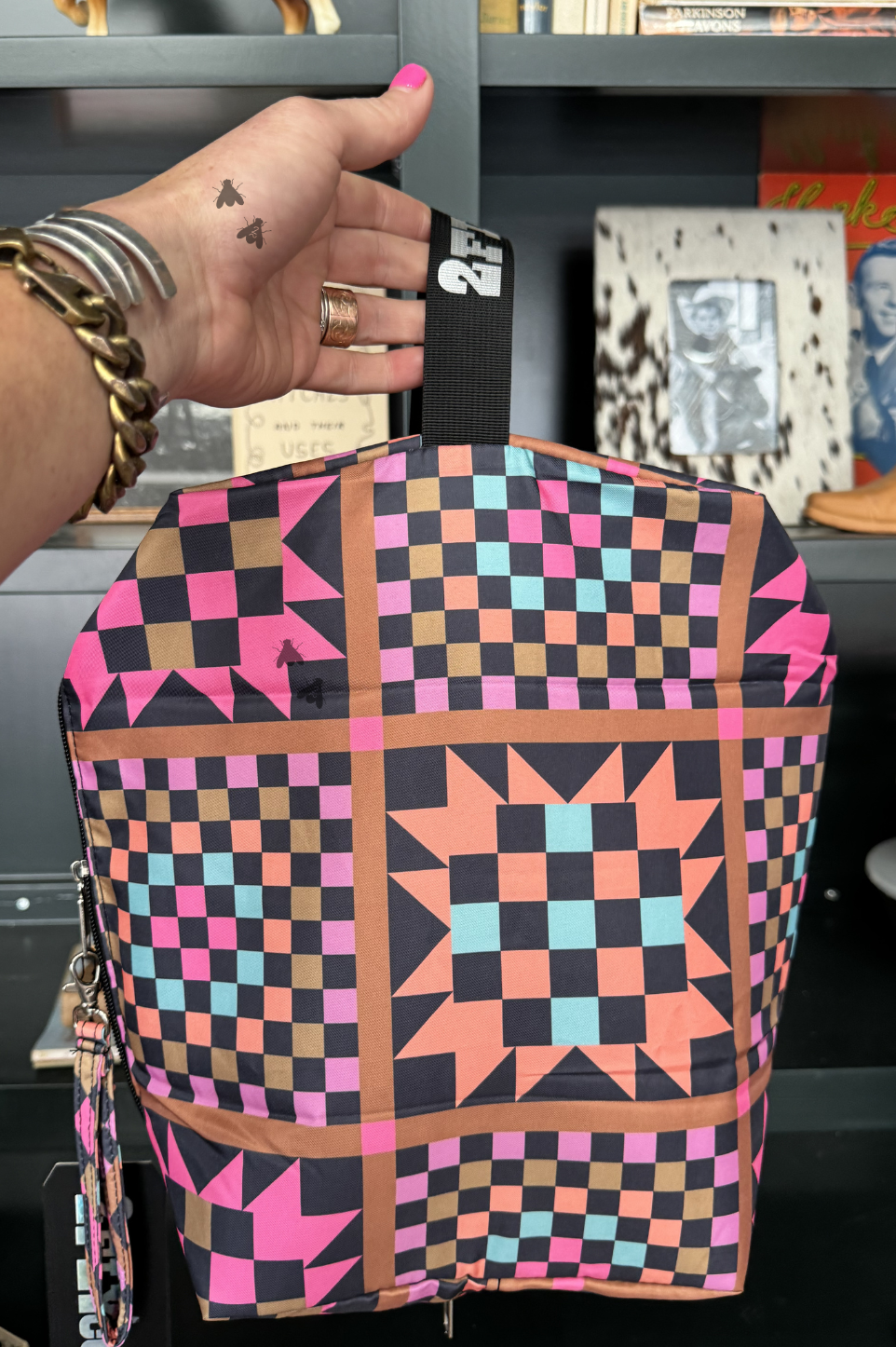 THAT QUILTED TRAVELER BAG