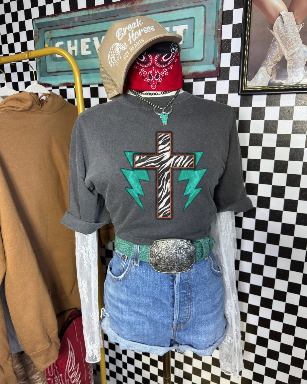 Wild faith comfort color shirt