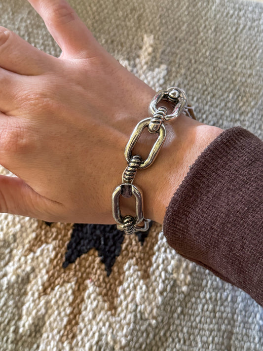 WESTERN LINKED CHAIN STRETCH BRACELET