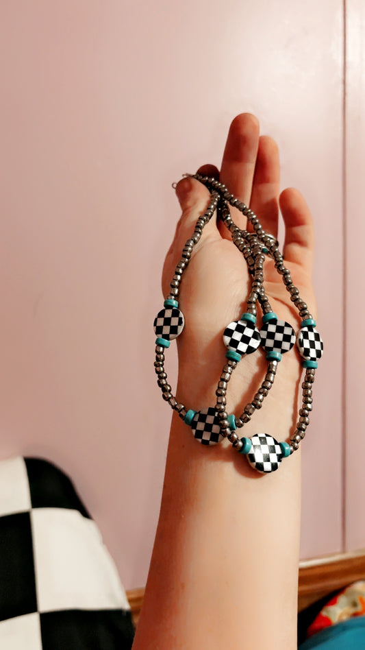 Off the wall checkered print  choker