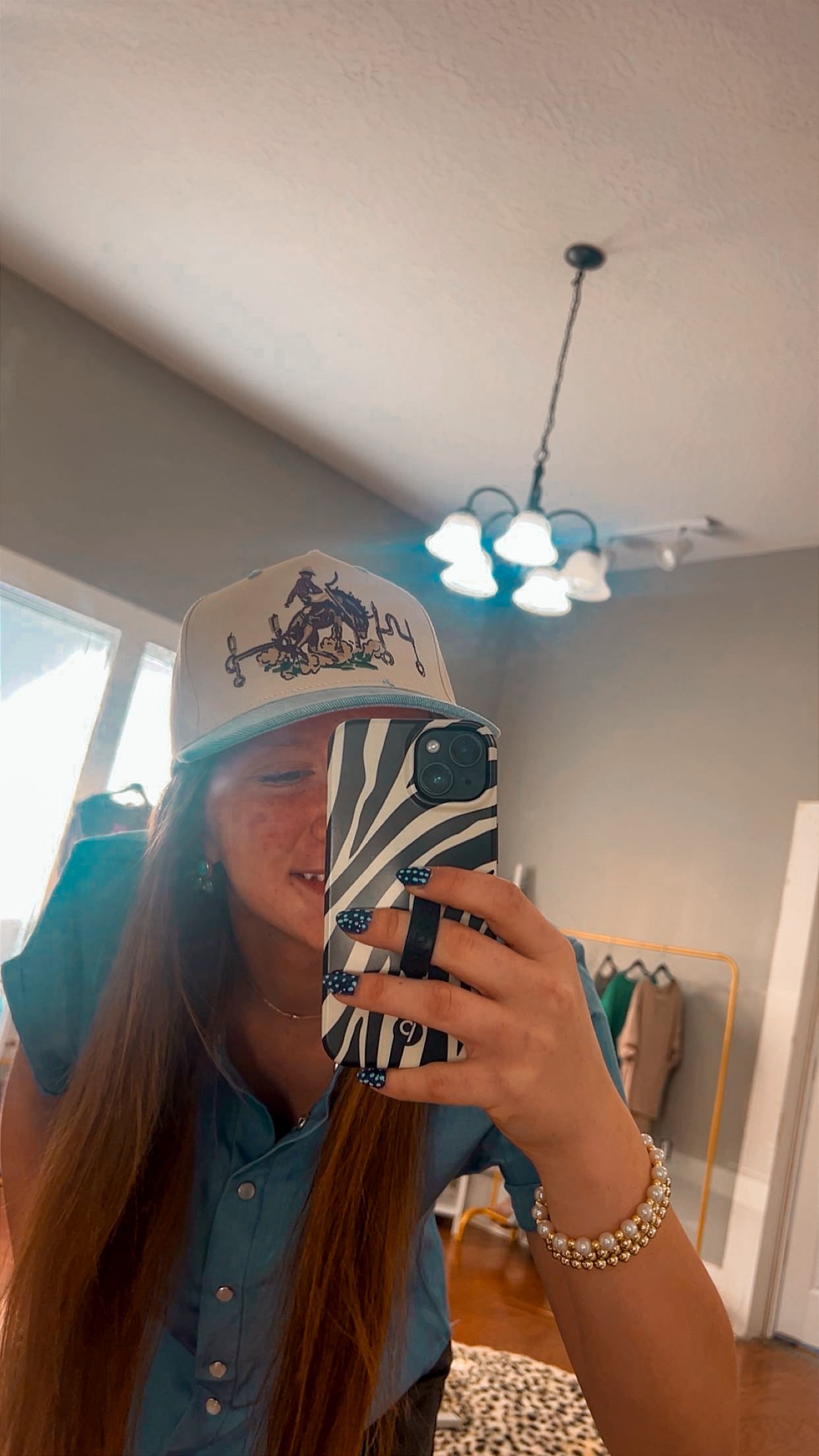 A bit western hat