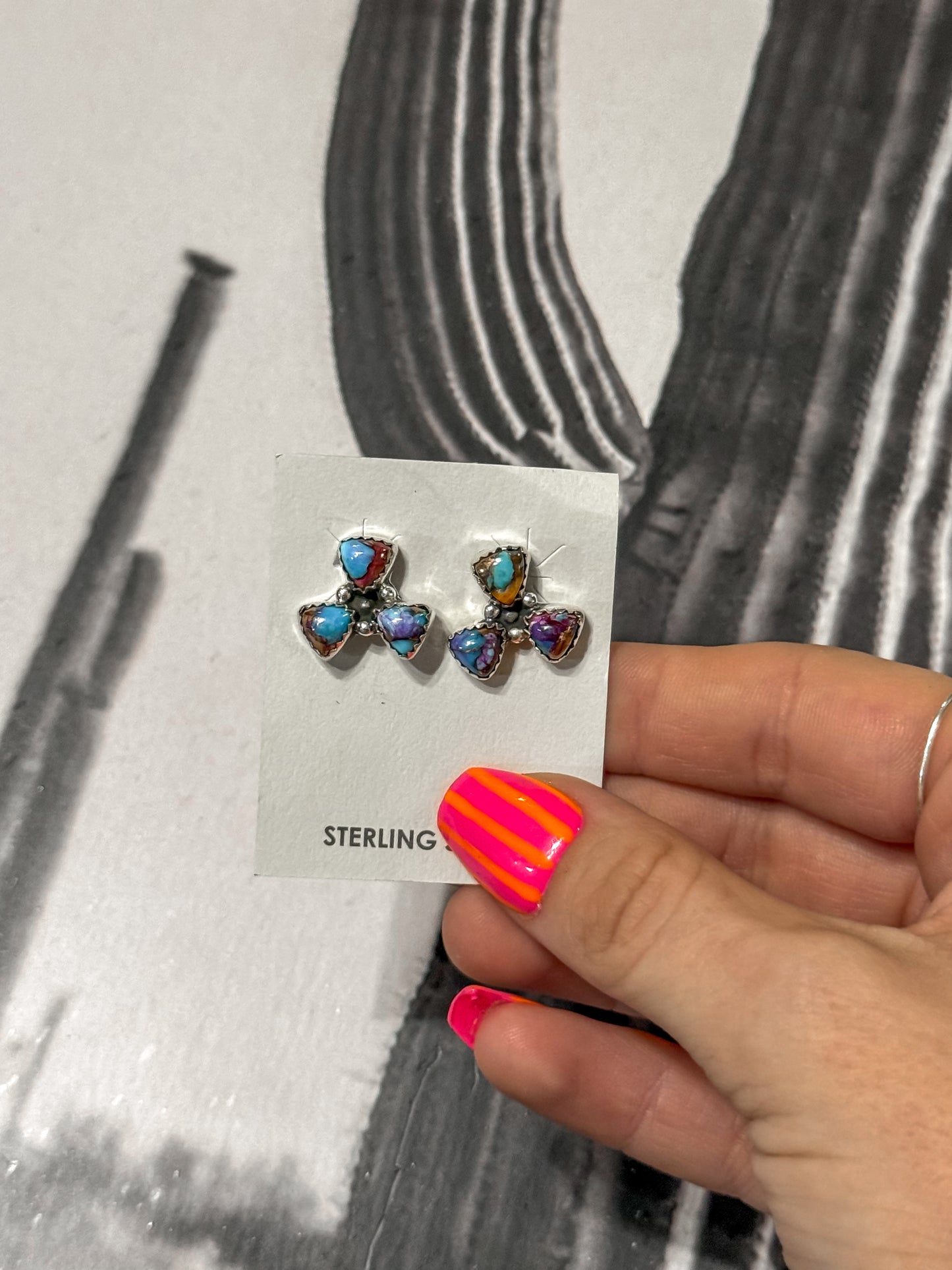 The color works studs