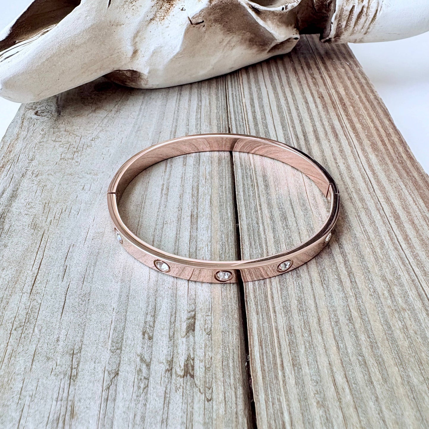 Rhinestone Love Style Bangle Bracelet: Silver