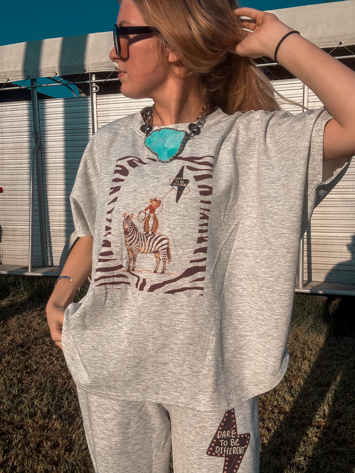 Dare to be different exclusive set