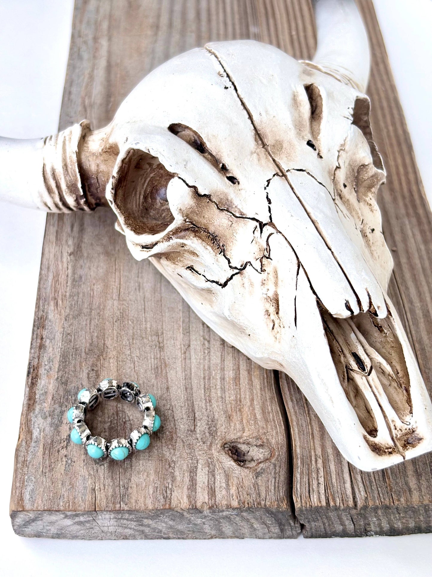 Western Style Turquoise Stone Eternity Stretch Ring