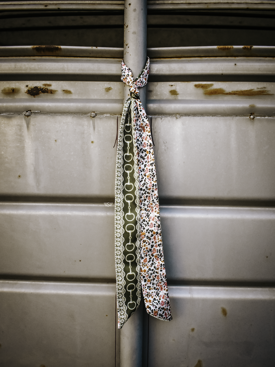 Snaffle Bit Twilly