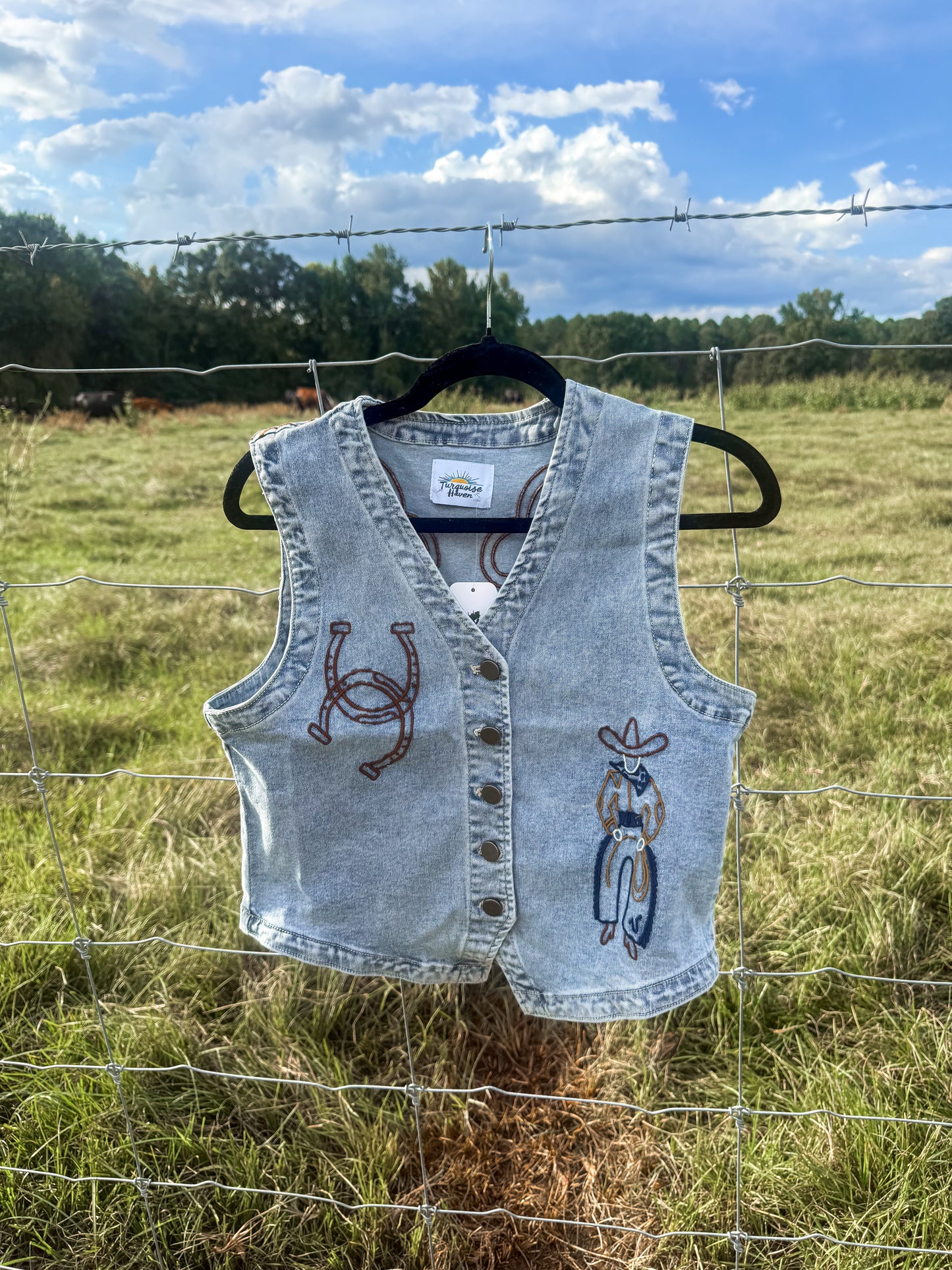 Roping Cowboy Embroidery Vest