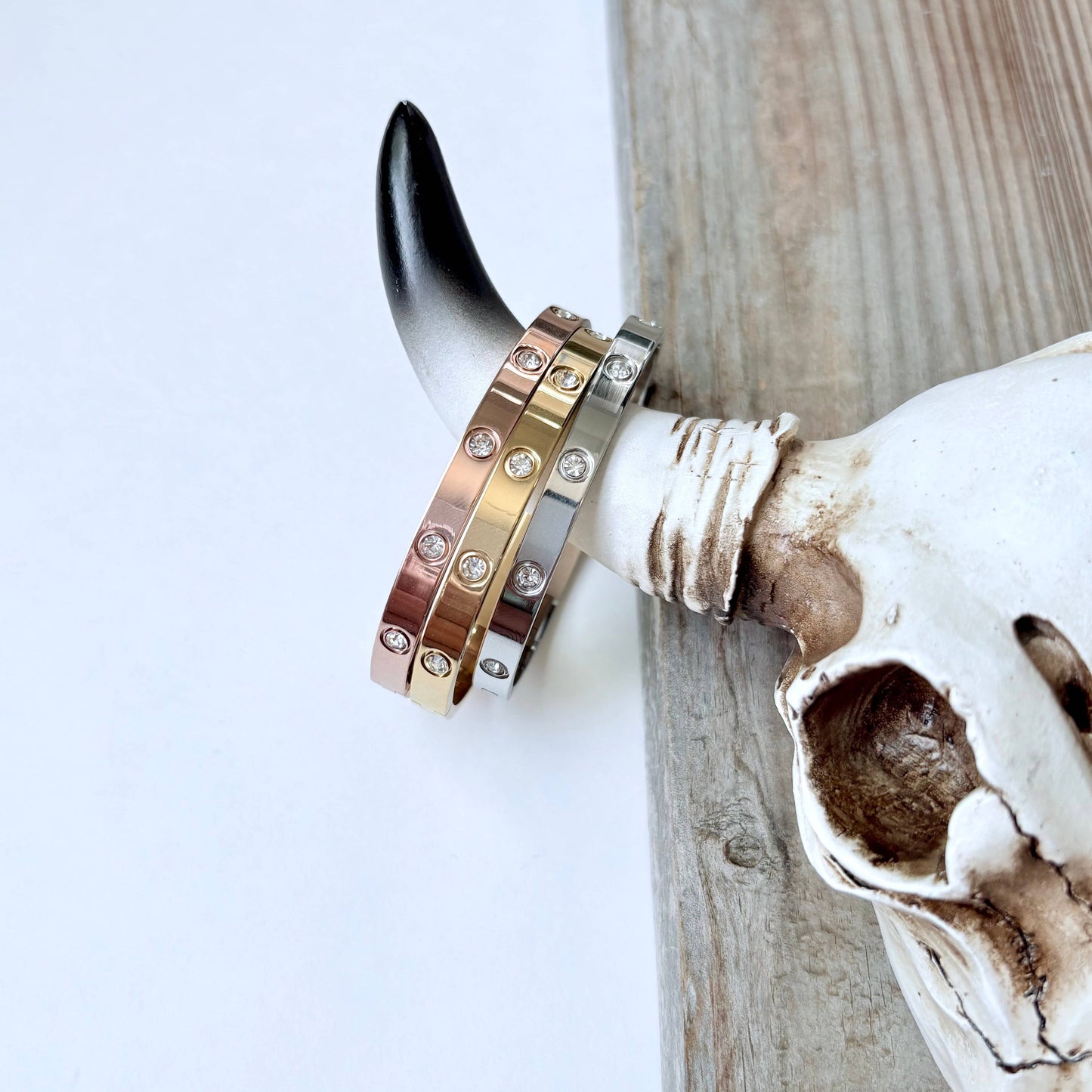 Rhinestone Love Style Bangle Bracelet: Silver