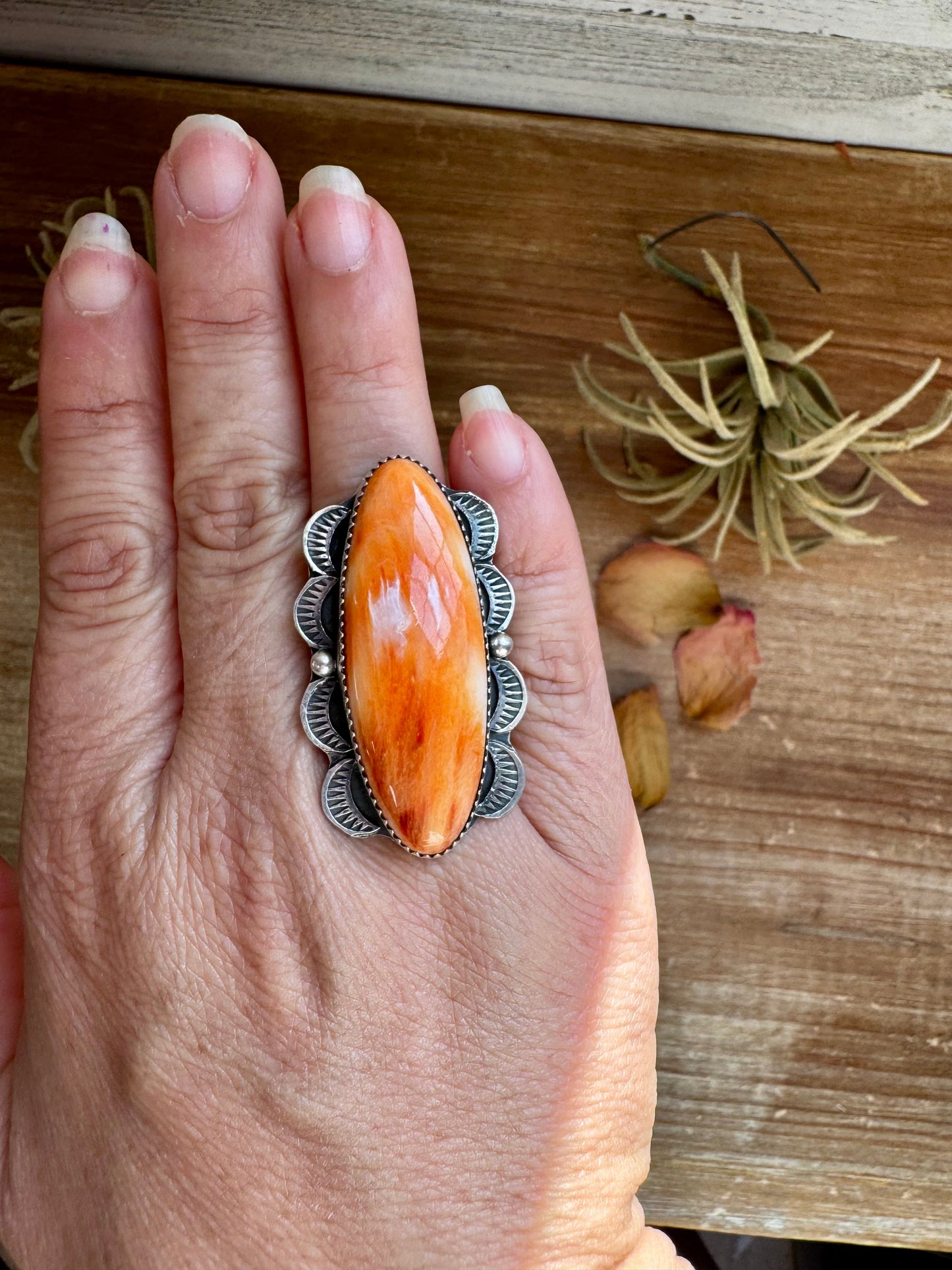 Tia Long Spiny Oyster Ring – Navajo Made – Adjustable Sterling Silver