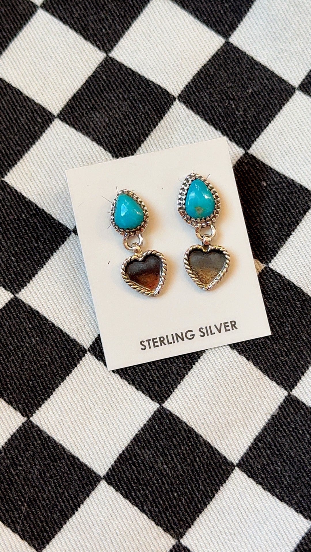 The Kingman heart earrings