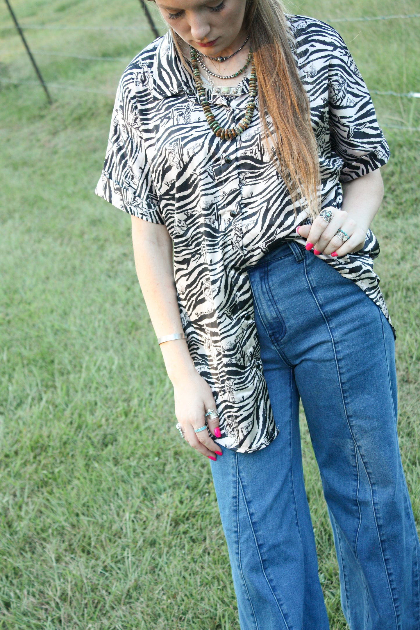 Short sleeve zappy zebra top