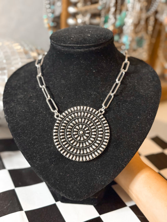 The Casanova concho necklace