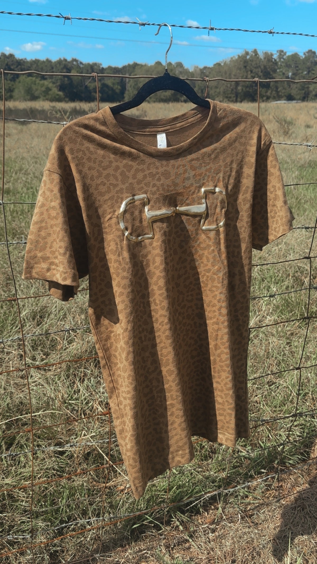 The leopard bit tee