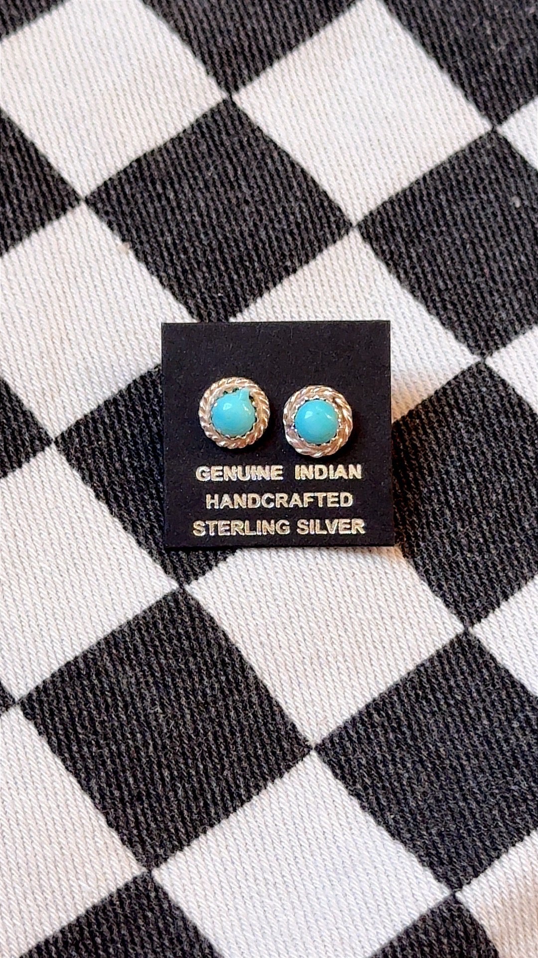 The OG mini Kingman studs