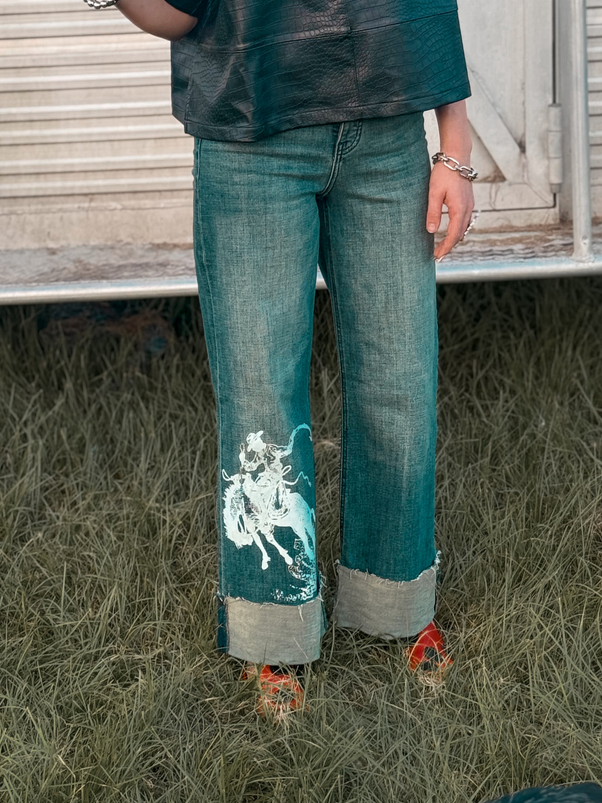 Bronc Cuffed Denim Cropped Jeans