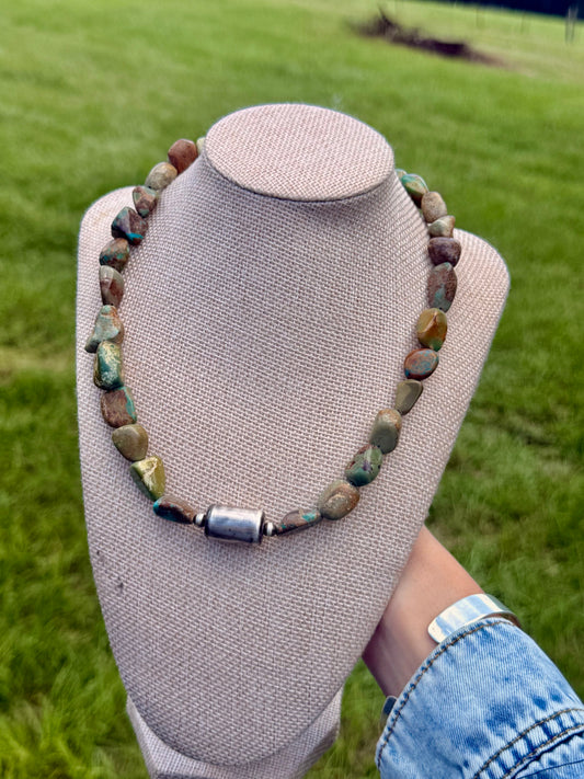 The out west barrel bead necklace