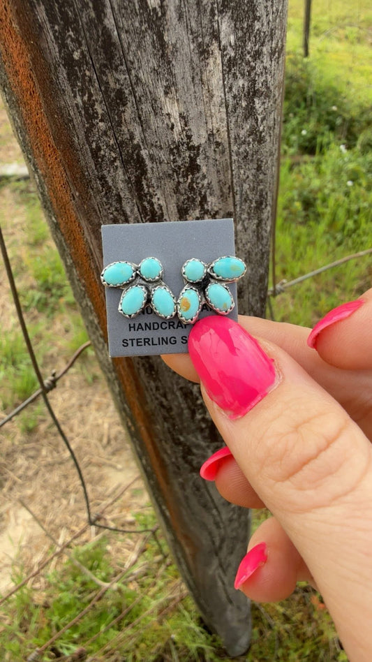 Turquoise mini clusters