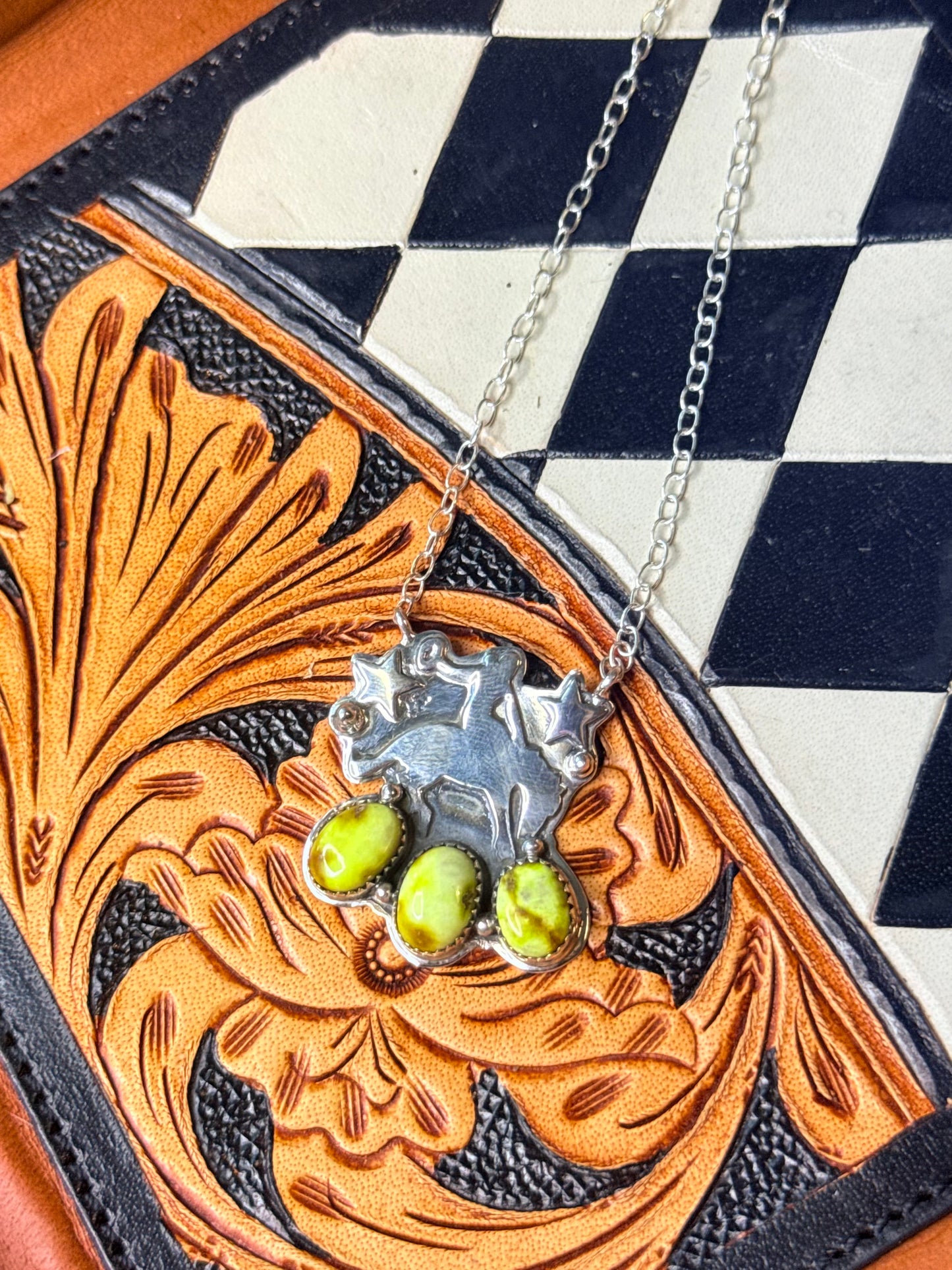 The cosmic cowboy necklace - palomino