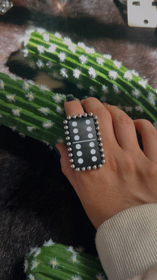 The domino ring - adjustable