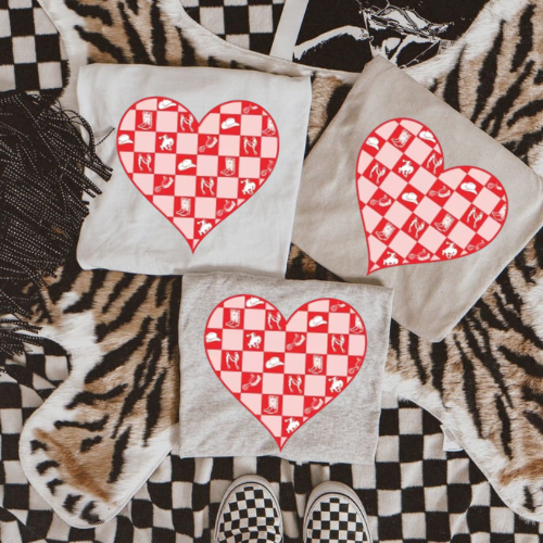 the checkered heart sublimation T-shirt
