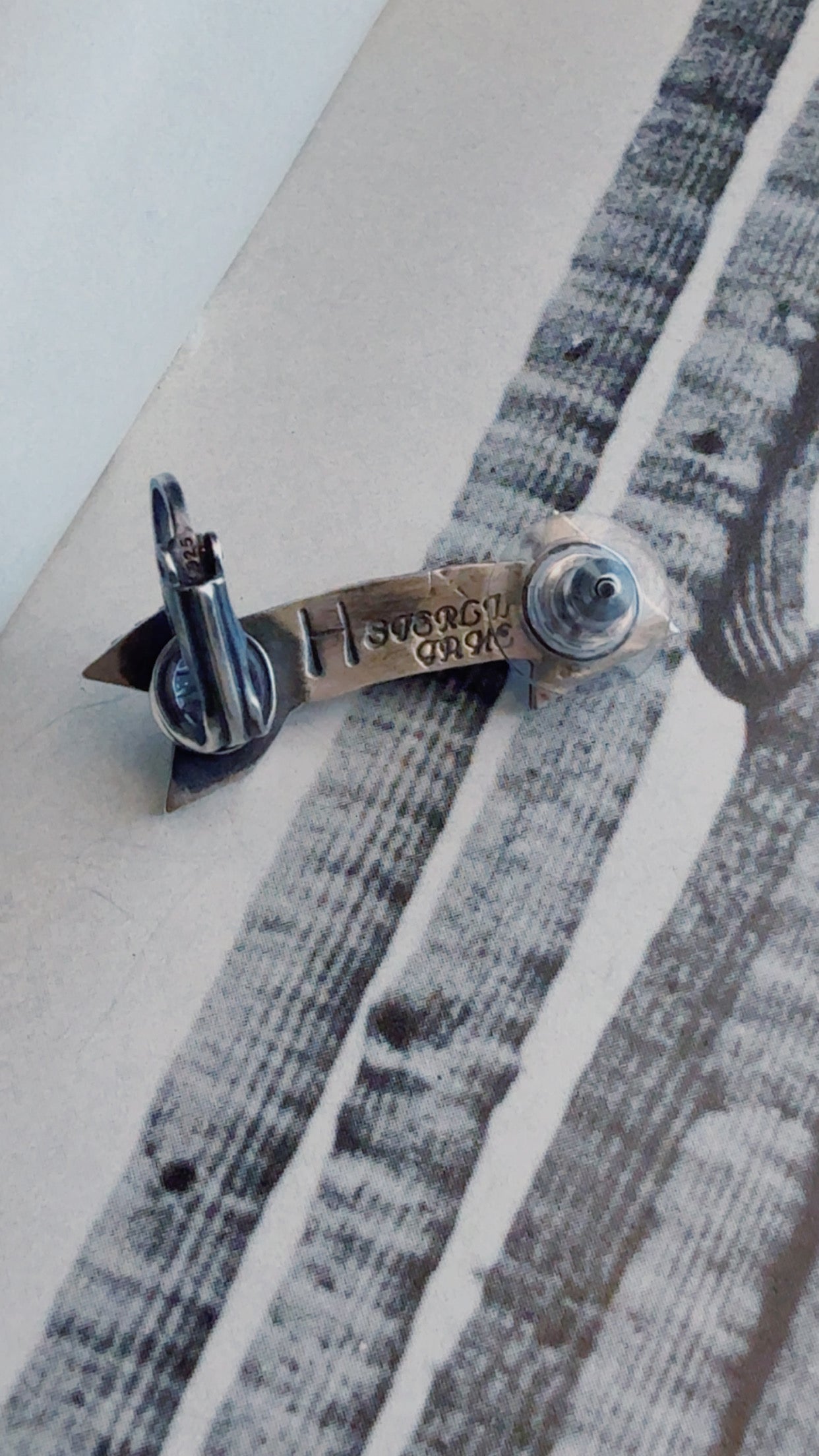 Kingman arrow ear crawler