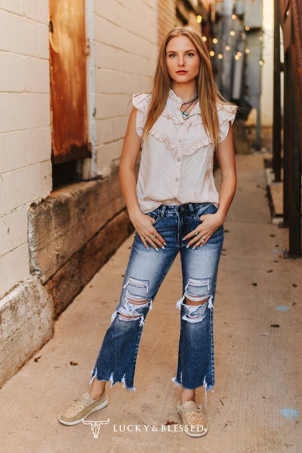 The cowboy cut mom jeans