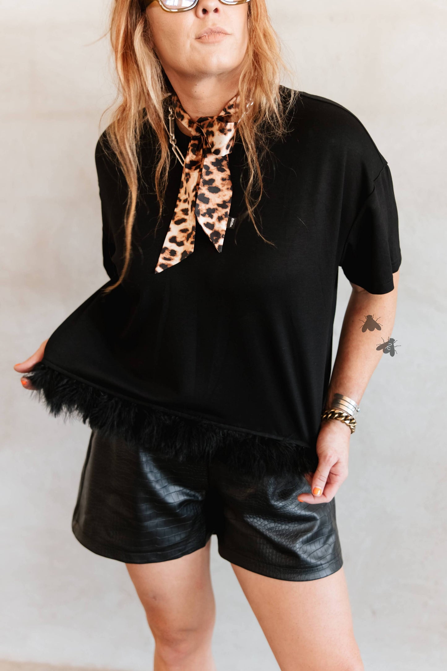 FLY AS A FEATHER TOP